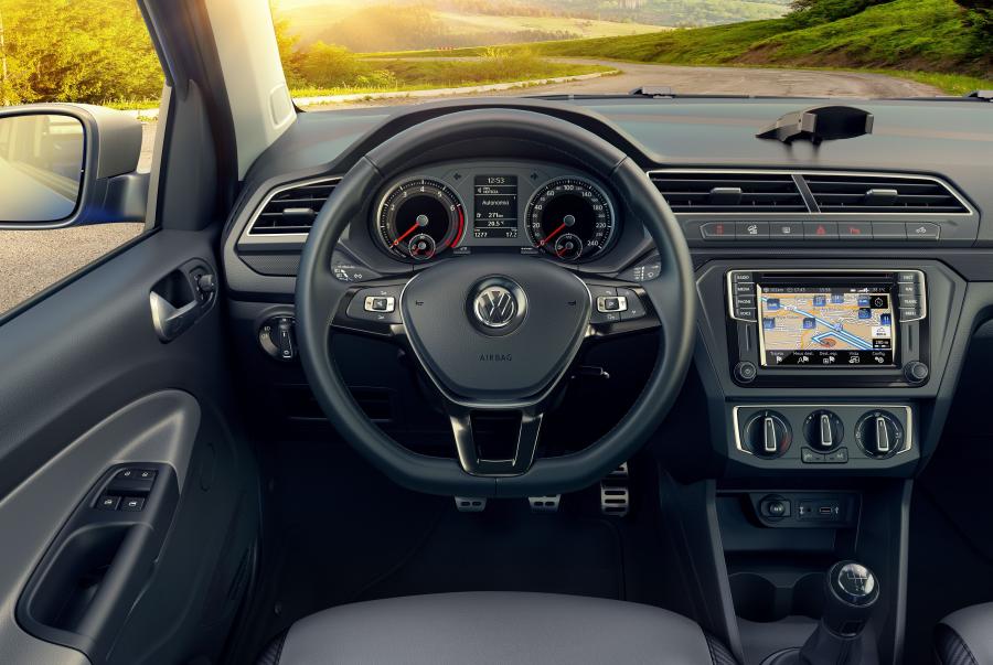  Volkswagen Saveiro Cross CD 2016 года  (фото 8 из 9)